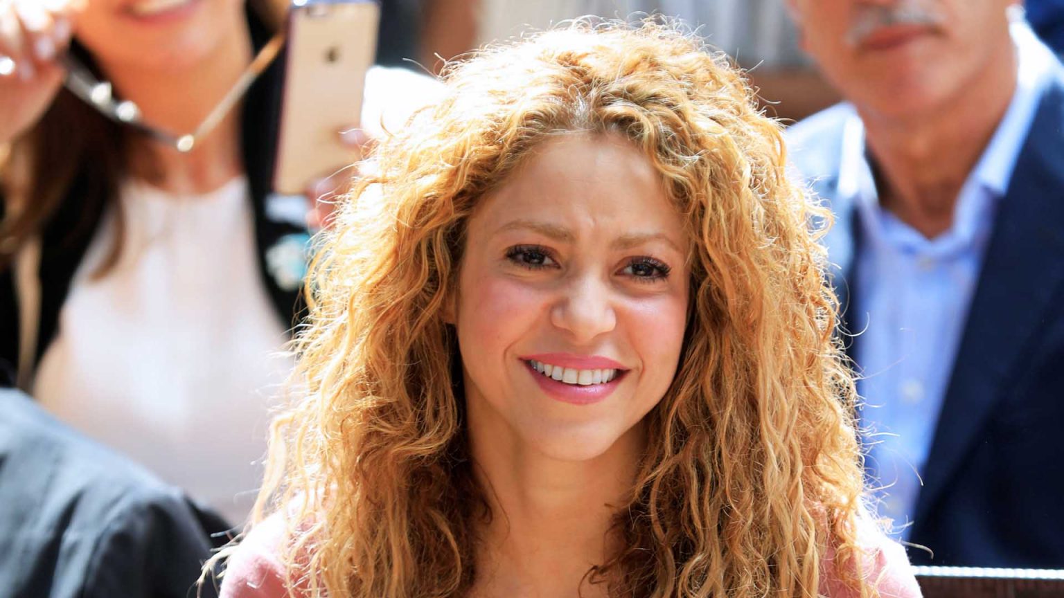 Shakira lanza nuevas bombas contra Piqué: "Todavía estoy rodeada de ratas"