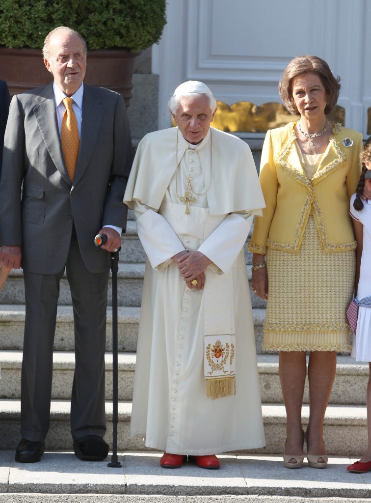 La Reina Sofía viaja a Roma para despedir al Papa Benedicto XVI