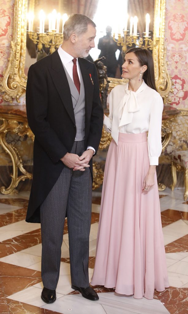 Los pendientes vintage de la Reina Letizia marcan un antes y un después en palacio