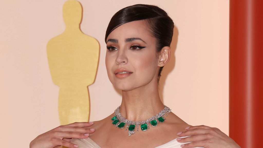 Esmeraldas y diamantes: las lujosas joyas vistas en los Premios Oscar