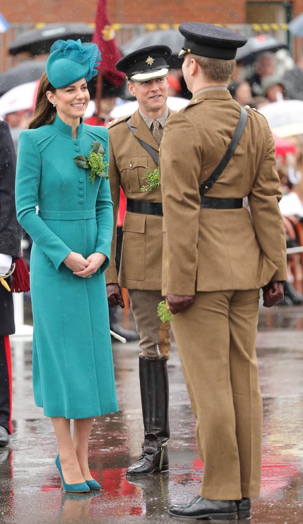 Kate Middleton y el príncipe Guillermo, al mal tiempo buena cara en el Día de San Patricio