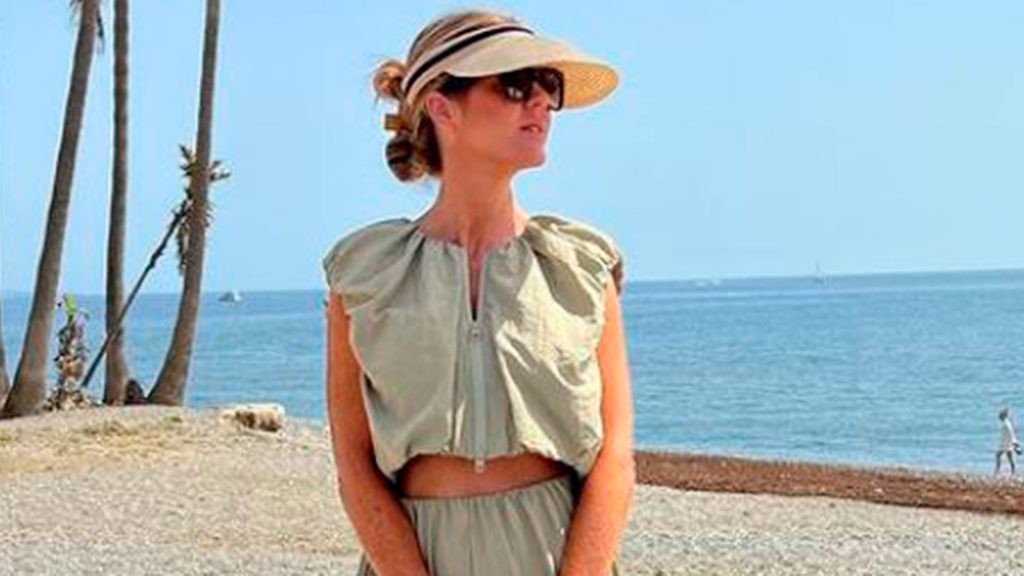 Amelia Bono tiene el conjunto de Zara más original para los primeros días de playa