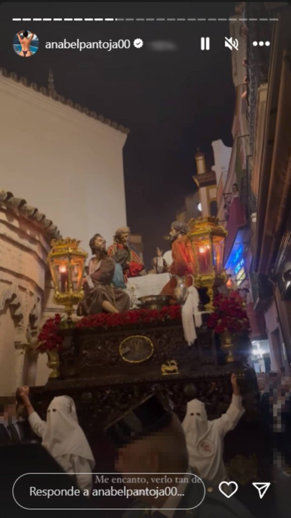 Anabel Pantoja disfruta de la Semana Santa de Sevilla con su madre, Merchi