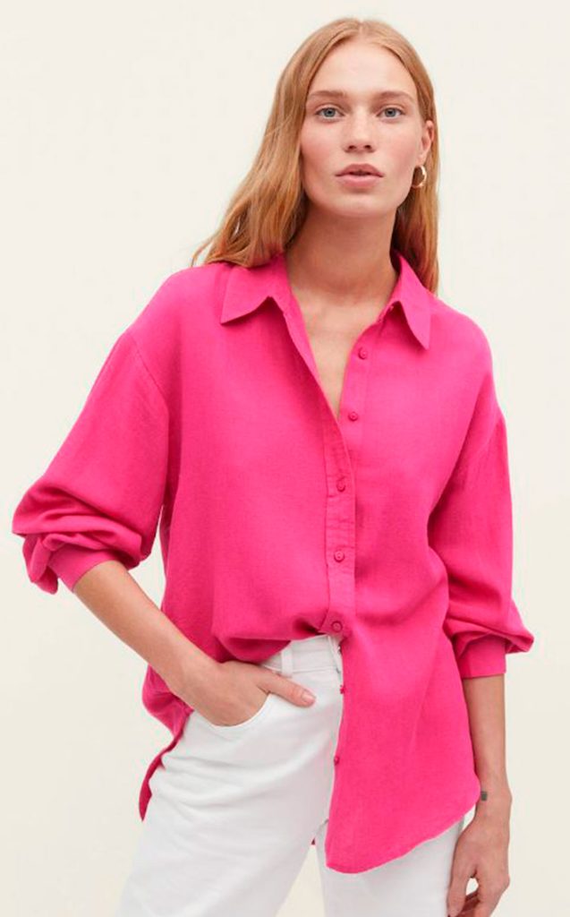 Camisas de lino a todo color, la prenda primaveral que más favorece a las mayores de 50: ficha estas seis
