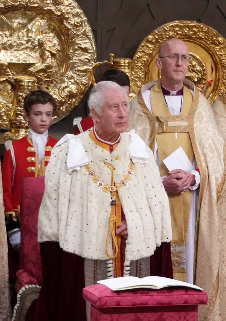 Carlos III ya es 'oficialmente' rey: una coronación histórica en Westminster