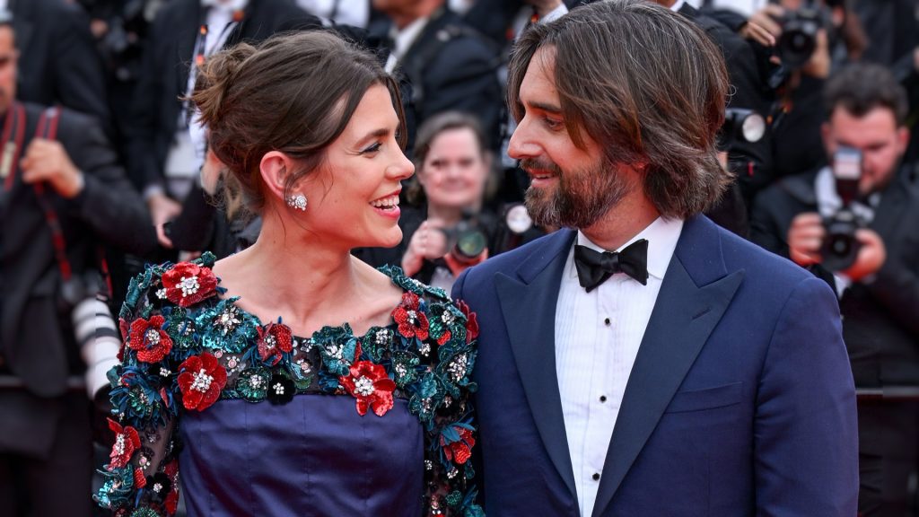 Carlota Casiraghi y Dimitri Rassam despejan las dudas en la alfombra roja de Cannes