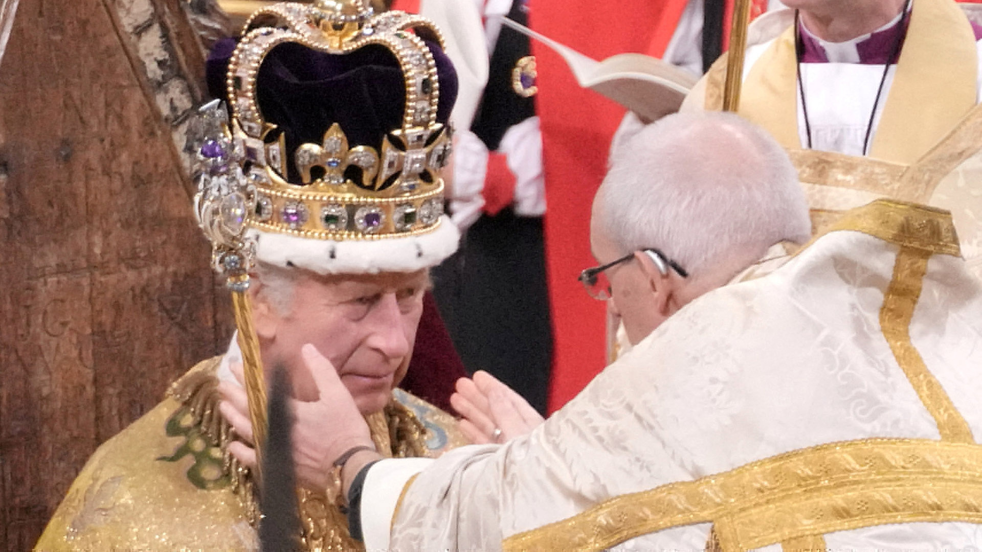 portada rey carlos III, justin welby arzobispo de canterbury