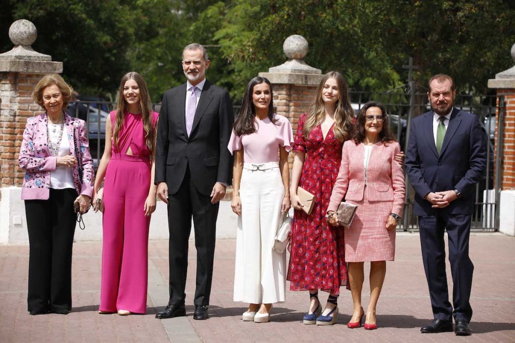 La Confirmación de la Infanta Sofía reúne de nuevo a la Familia Real con el clan Rocasolano