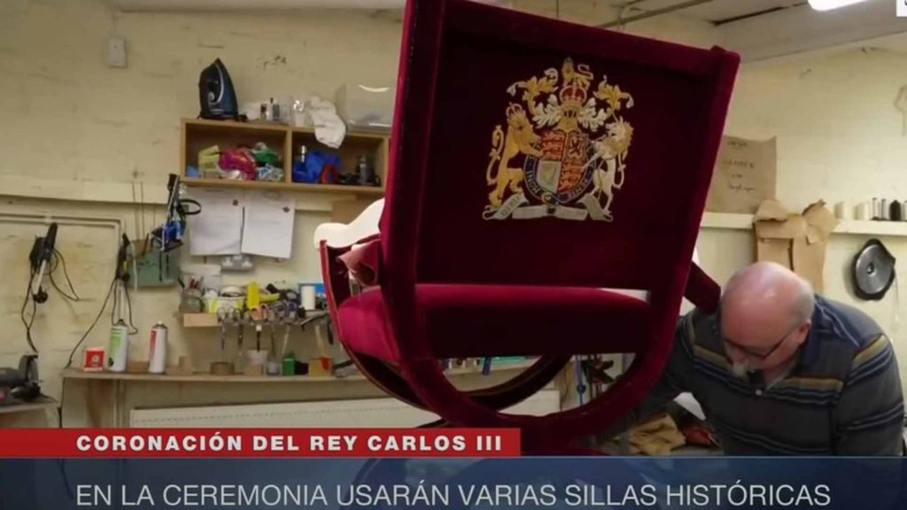 Las sillas de 'segunda mano' que Carlos III ha elegido para su Coronación