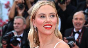 Scarlett Johansson ilumina el Festival de Cannes con un vestido de ensueño