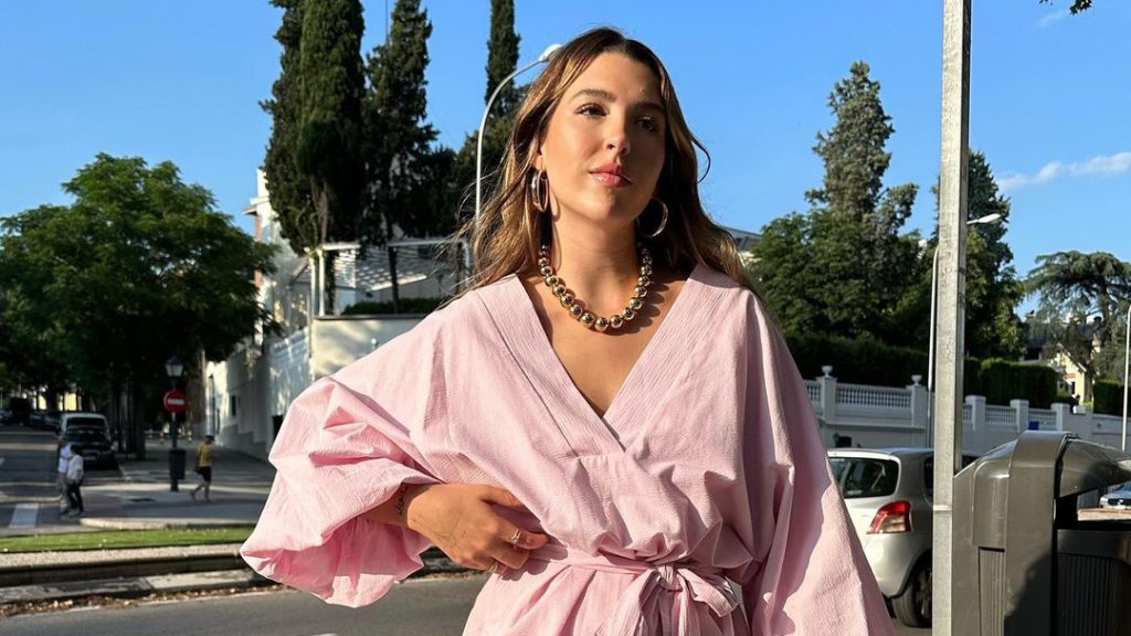 El poder del rosa: Alba Díaz arrasa con su estilismo monocromático y demuestra que el pink es el nuevo negro