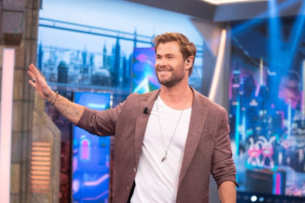 Chris Hemsworth desvela la forma con la que Elsa Pataky le ayuda para hablar en español