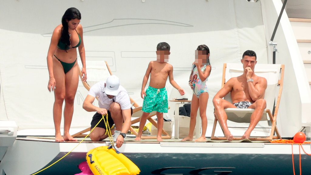 El álbum de fotos de las vacaciones familiares de Georgina Rodríguez y Cristiano Ronaldo