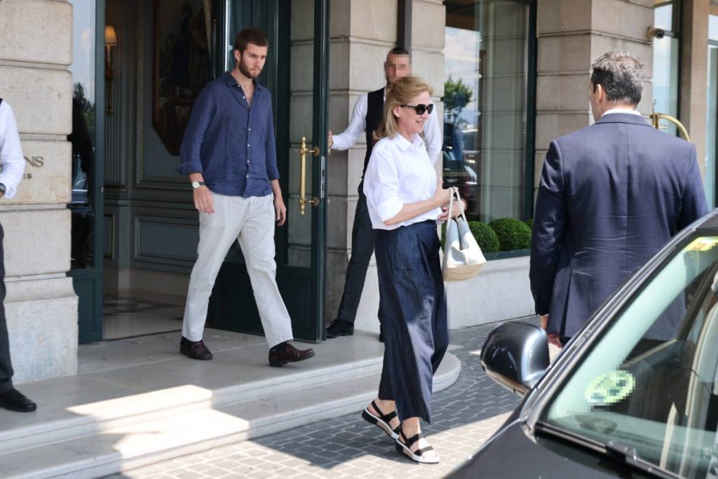 Iñaki Urdangarin y la Infanta Cristina llegan juntos al hotel de Ginebra para la graduación de Irene
