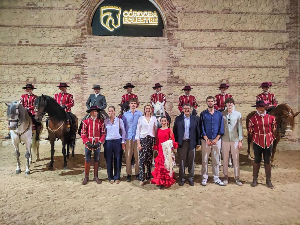 La ruta de la Infanta Cristina y todos sus hijos en Córdoba: unidos antes del divorcio de Urdangarin