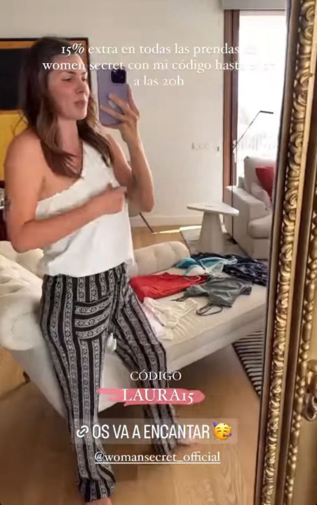 Laura Matamoros con pantalón de Women-secret