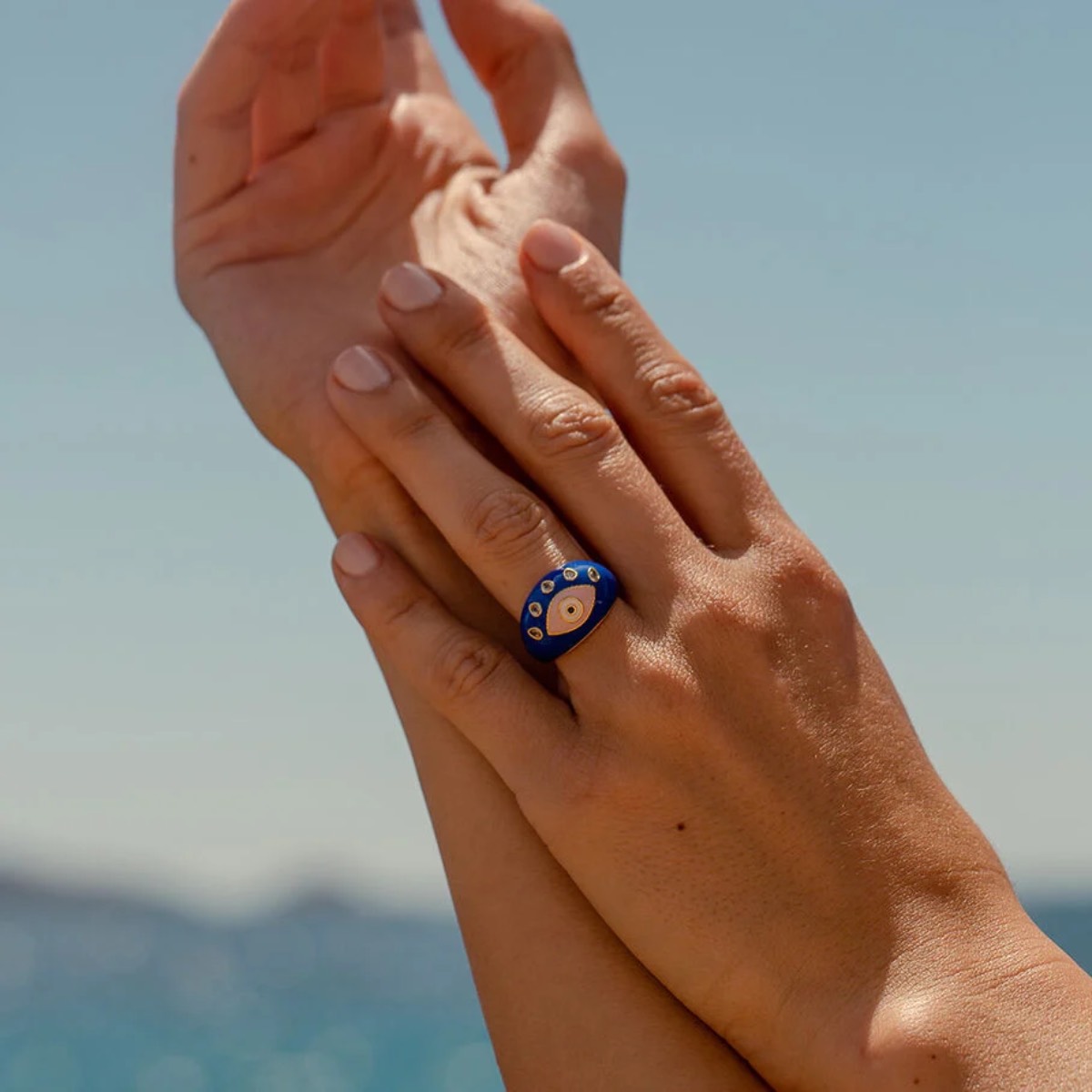 anillo ancho Paula Echevarría ojo de la suerte