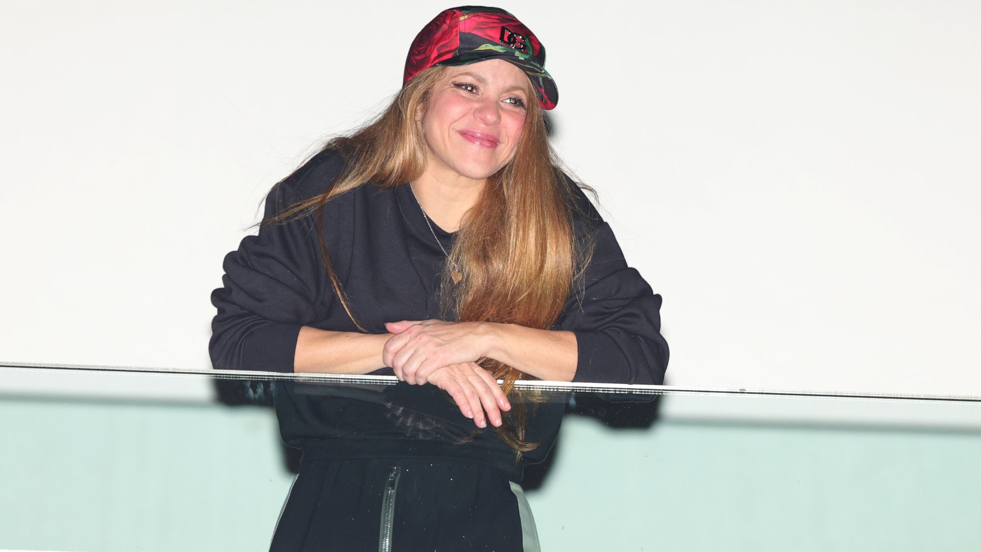 Shakira lo vuelve a hacer en su nueva canción: los dardos que