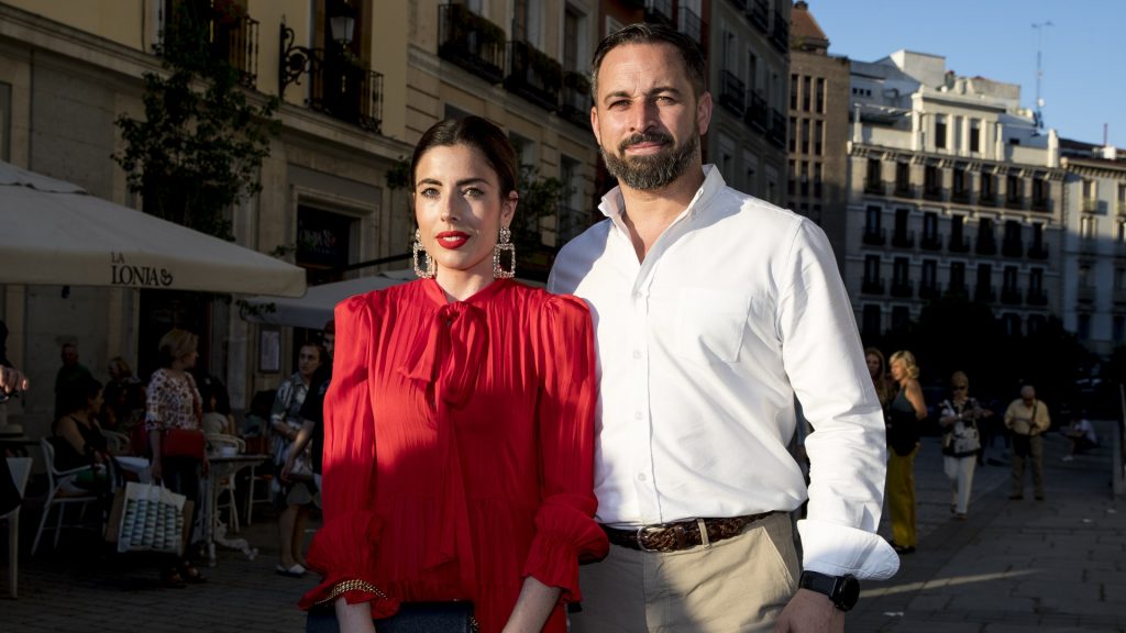 Lidia Bedman y Santiago Abascal