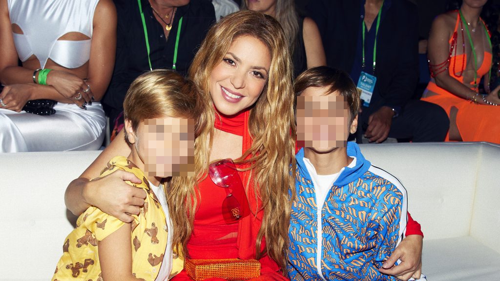 Shakira se ofrece a pagar los estudios a los amigos de sus hijos en Barcelona