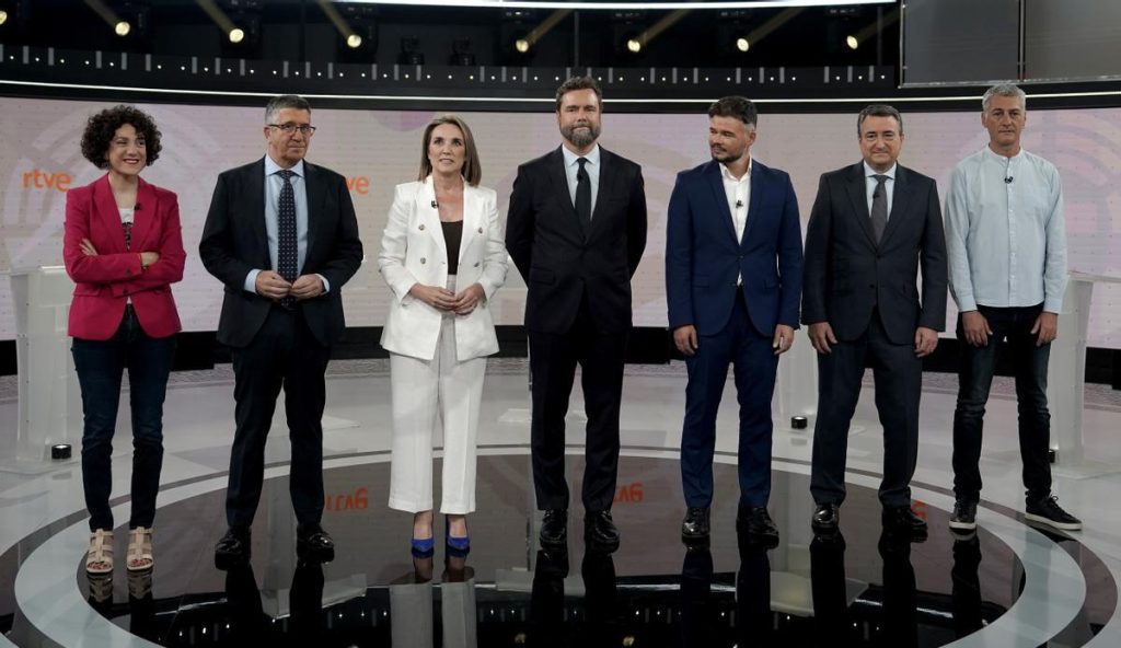 Audiencias: El 'Debate a 7' arrasa en TVE (18,6%) ante '¡Vaya Vacaciones!' (10,5%)