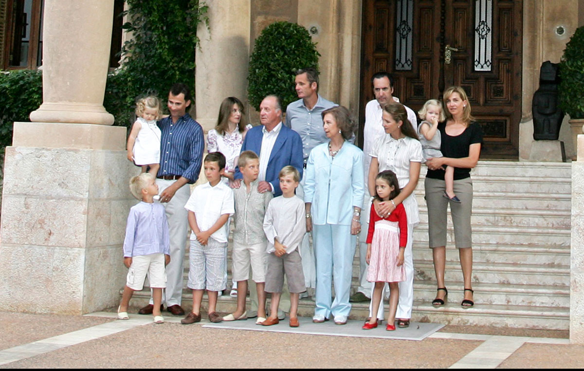 Familia Real posado verano Marivent