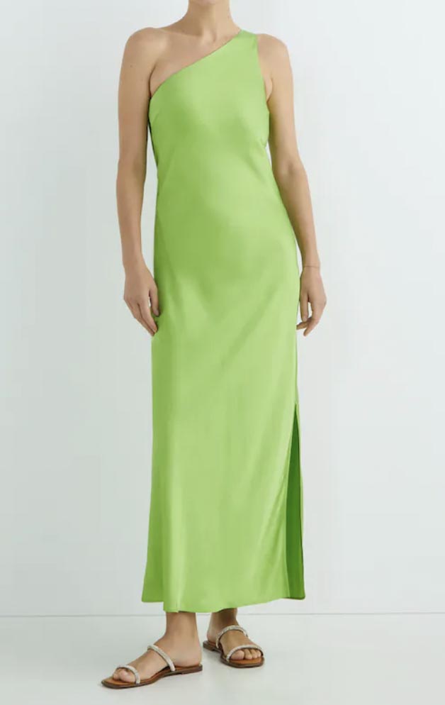vestido verde pistacho asimétrico