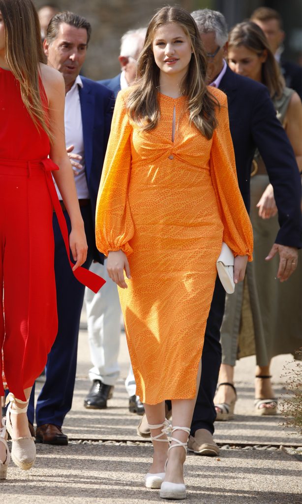 La Princesa Leonor deslumbra con su elegancia en las actividades previas a los Premios Fundación Princesa de Girona 2023. 