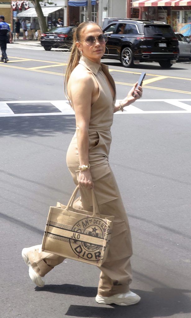 El bolso personalizado de Dior de Jennifer López