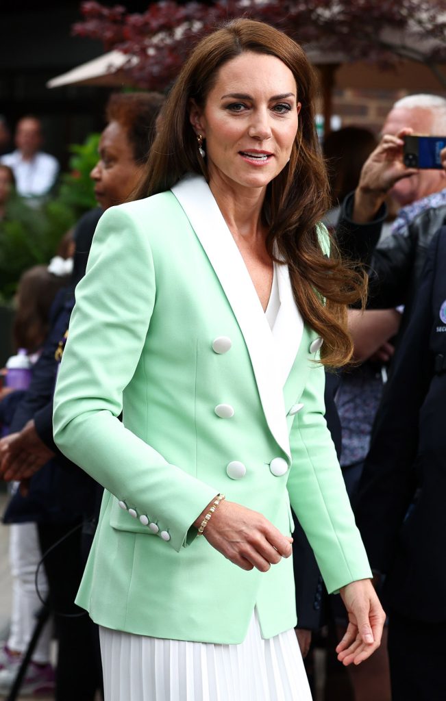 Kate Middleton, con chaqueta menta de aire ochentero