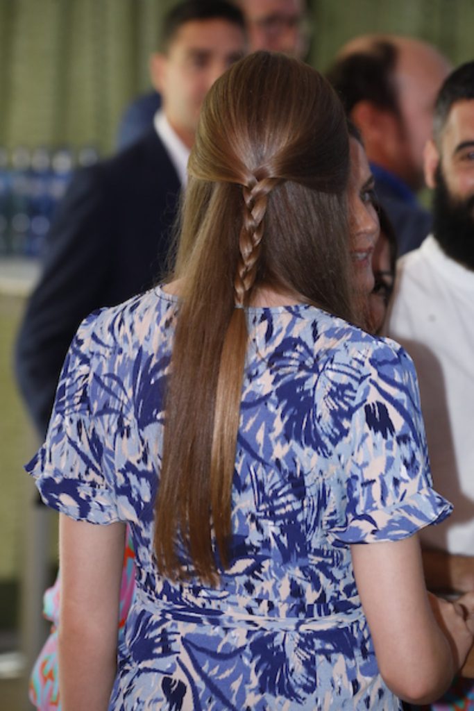 La infanta Sofía con un semirecogido con trenza atrás