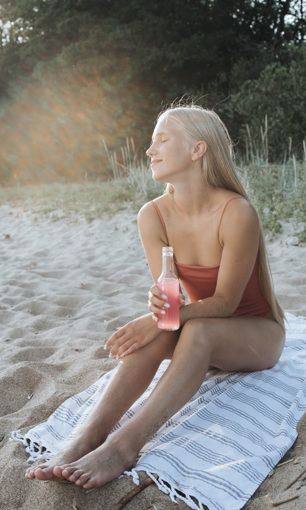 Elige unas toallas de playa que refleje tu estilo y marca la diferencia en la playa o en la piscina