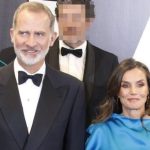 Los Reyes Letizia y Felipe derrochan 'sex appeal' en una gala entre periodistas