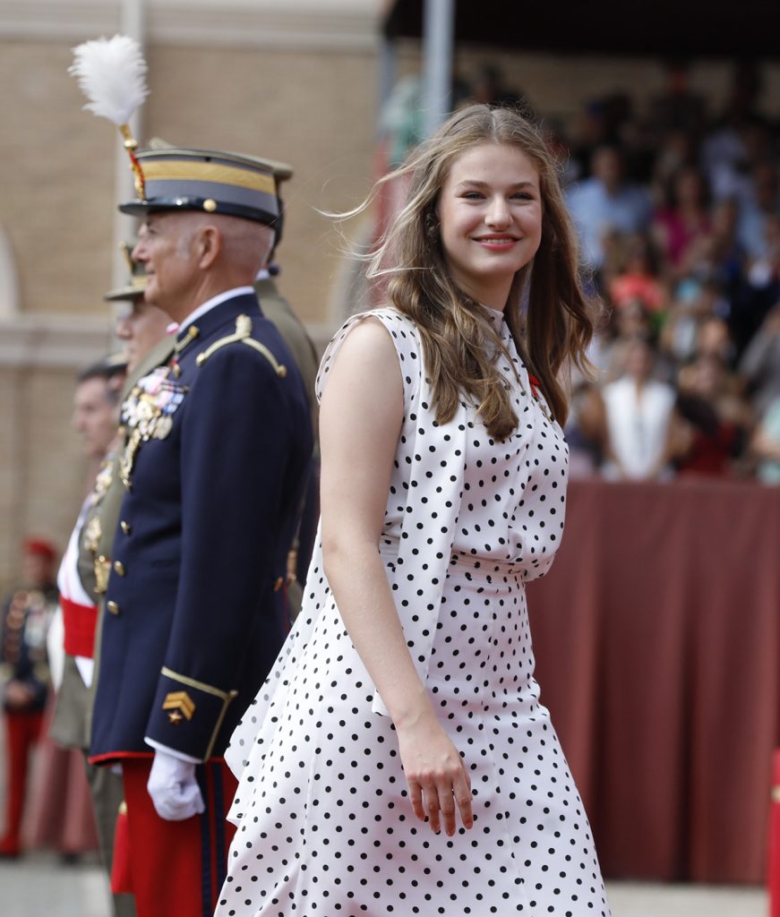 la princesa leonor ingresa en la academia militar de zaragoza