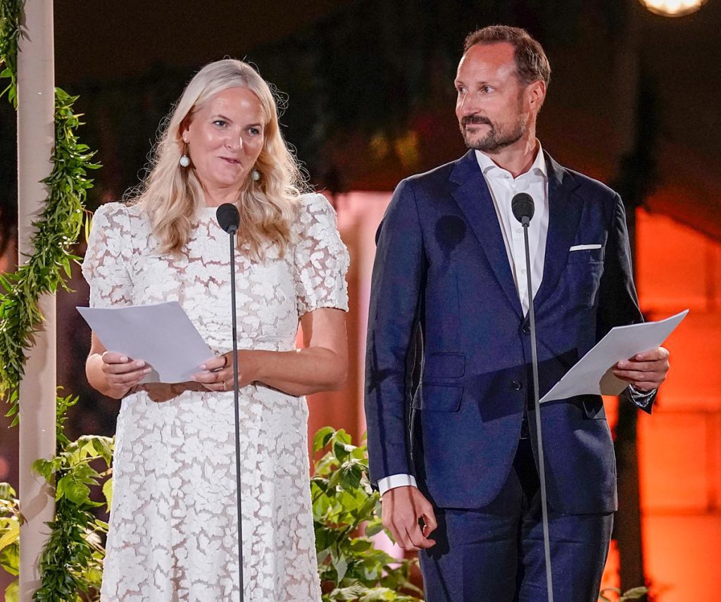 haakon y mette-marit de noruega dan un discurso en su 50 cumpleaños
