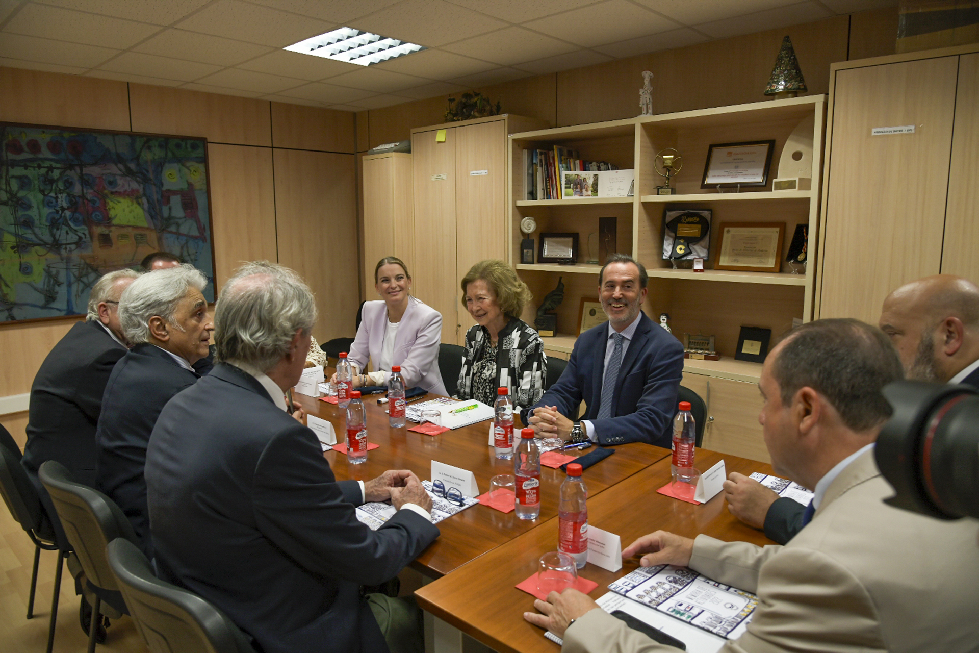 La Reina Sofía en una reunión en Mallorca.