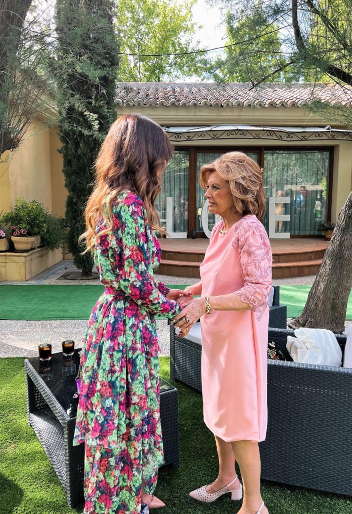 Alejandra Rubio y María Teresa Campos en un evento.