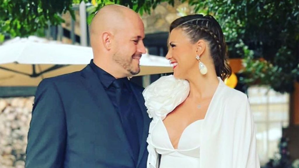 María Jesús Ruiz se casa por sorpresa con Curro: abrimos su álbum de boda