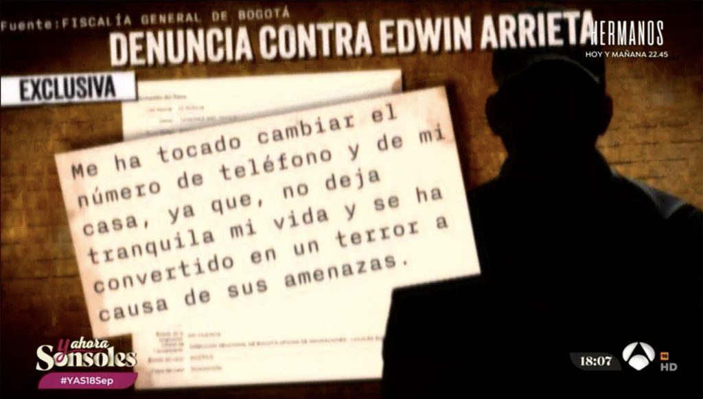 El joven al que supuestamente acosó Edwin Arrieta en una entrevista.