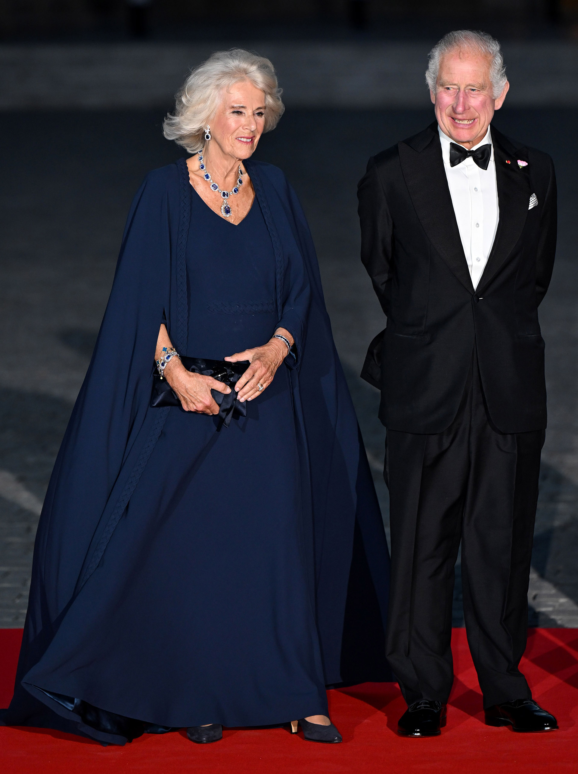 Camilla Parker y Carlos III en el Palacio de Versalles.