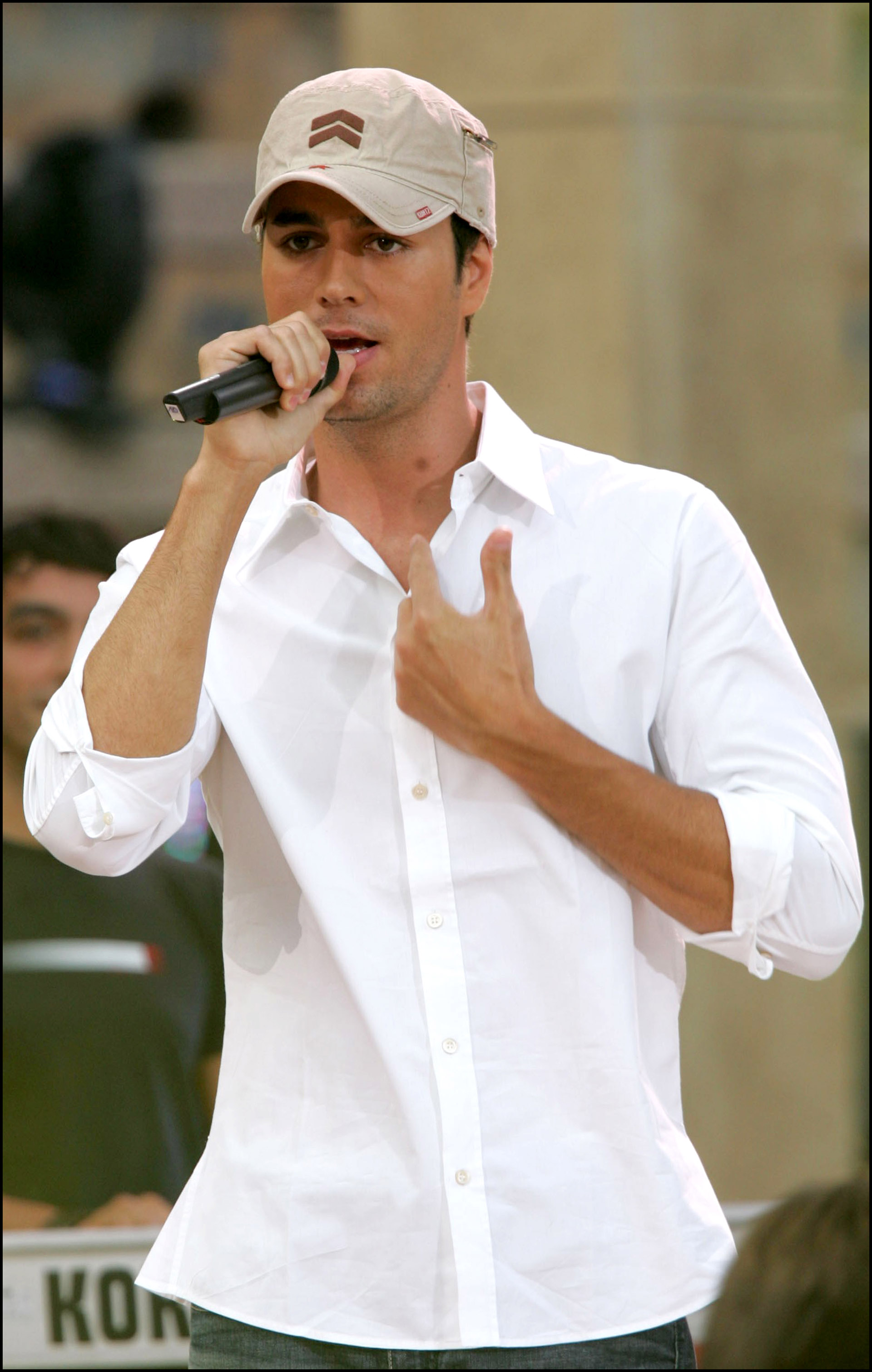 Enrique Iglesias cantando en Palma de Mallorca.