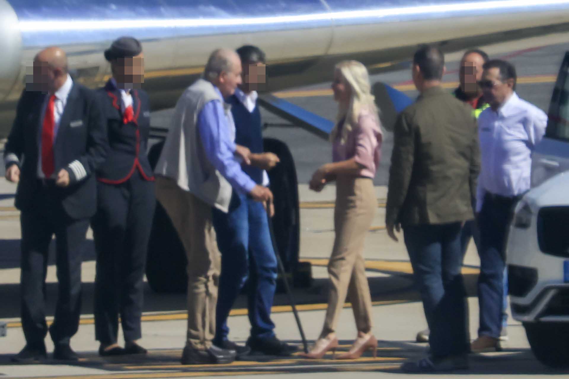 El Rey Juan Carlos ha aterrizado en Sanxenxo