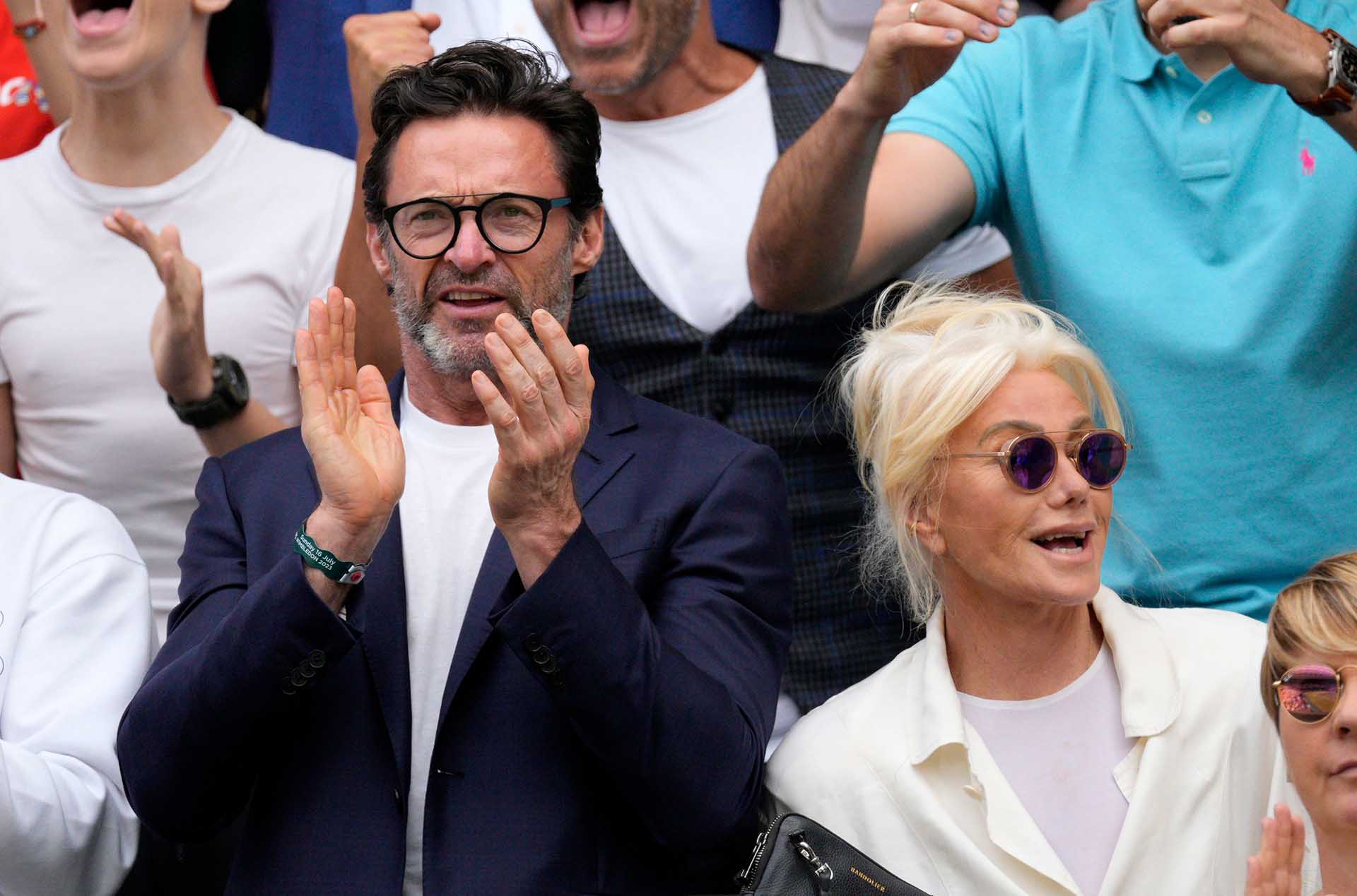 Hugh Jackman acude a Wimbledon con su mujer