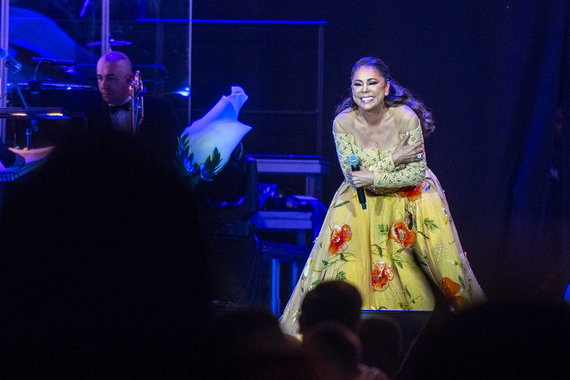 Isabel Pantoja durante su concierto de Sevilla