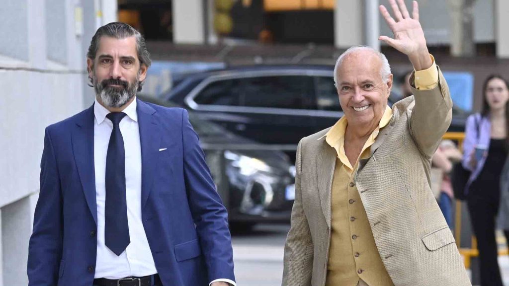 José Luis Moreno, muy sonriente antes de declarar ante el juez como investigado por el caso 'Titella'