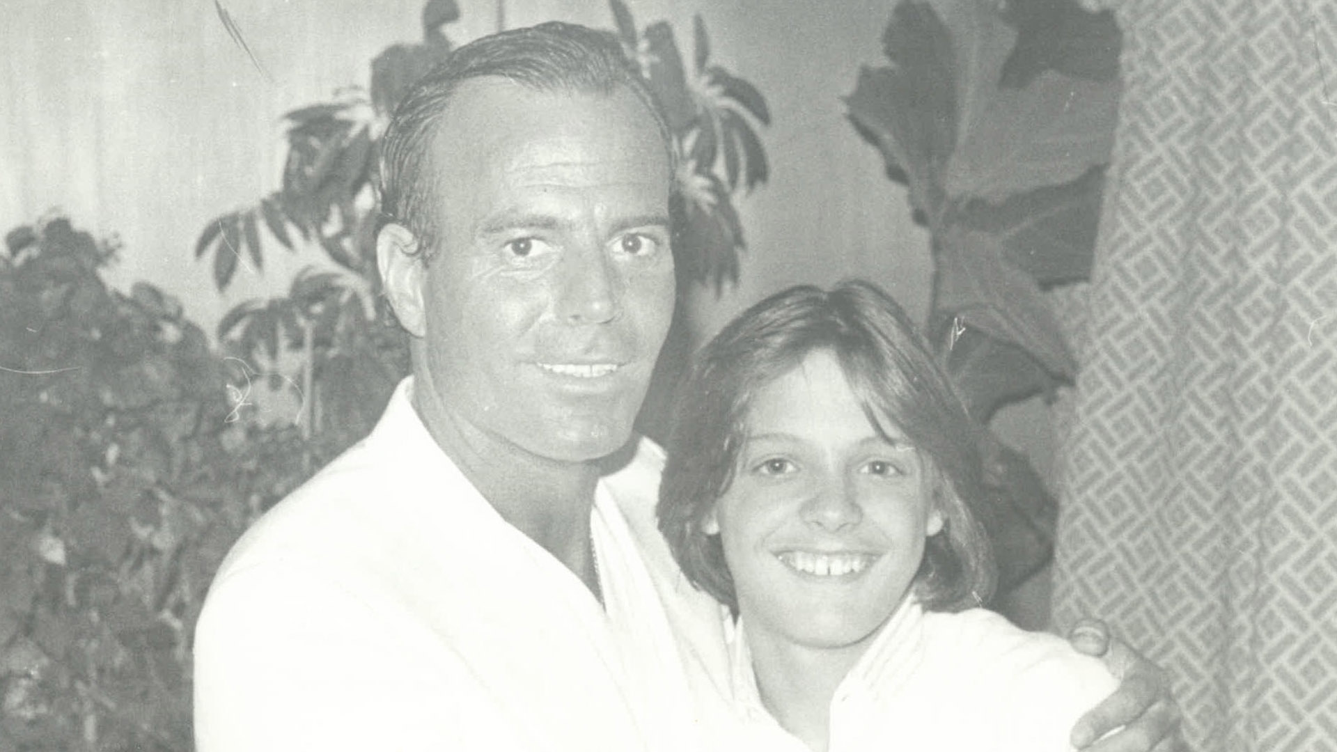 Julio Iglesias con Luis Miguel cuando solo era un niño