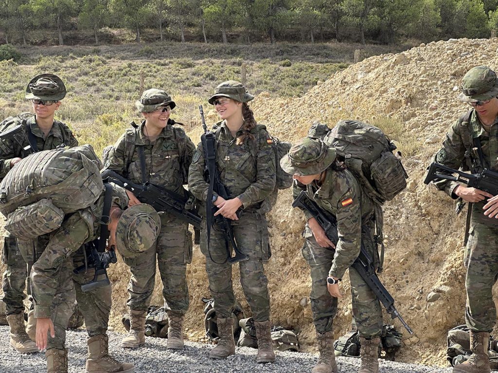 la princesa leonor de instruccion militar