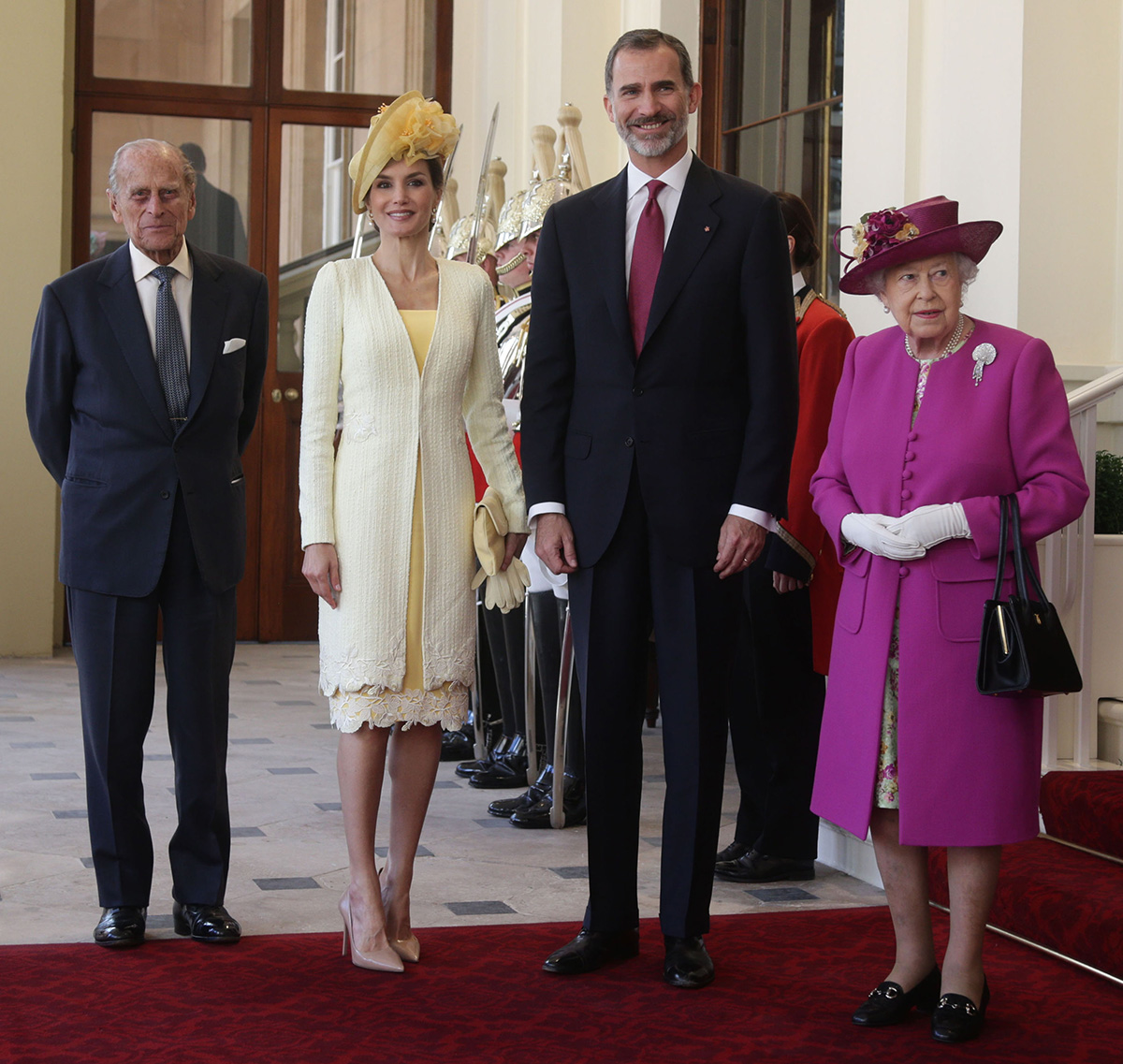 reina letizia, reina isabel, rey felipe, felipe de edimburgo