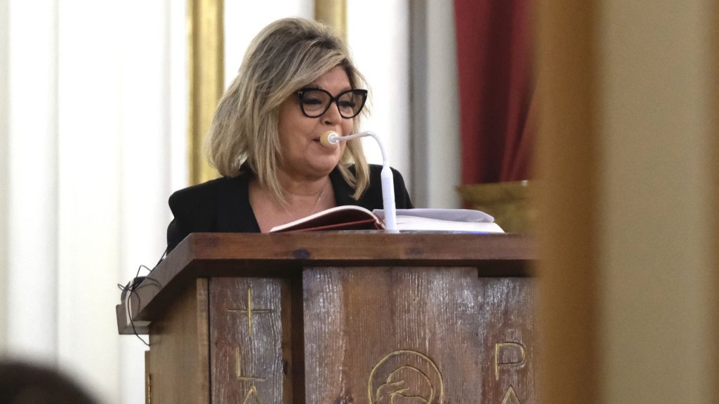 Emotivo discurso de Terelu en el funeral de su madre en Málaga 