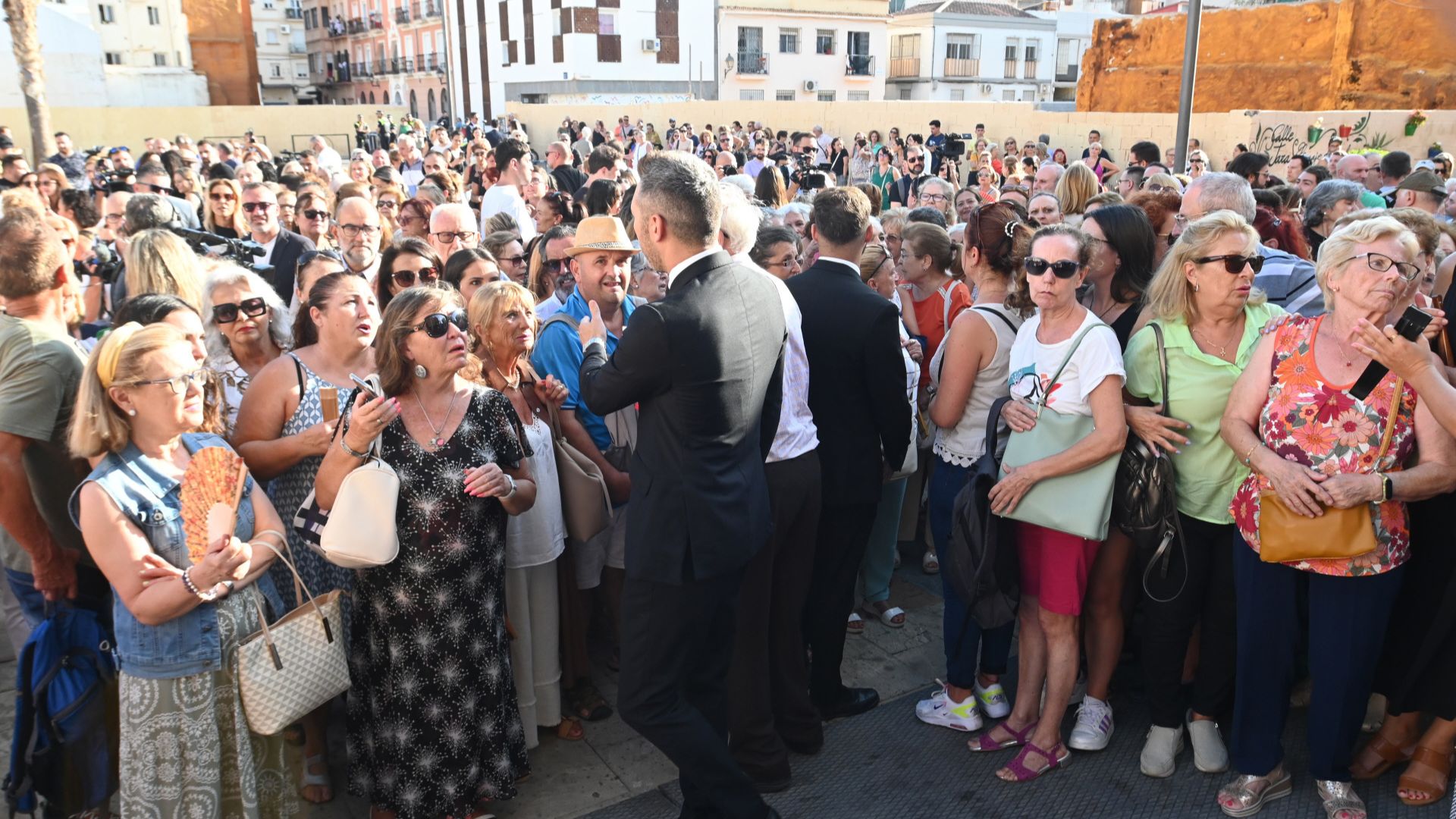 La gente de Málaga se rinde a María Teresa Campos en su funeral
